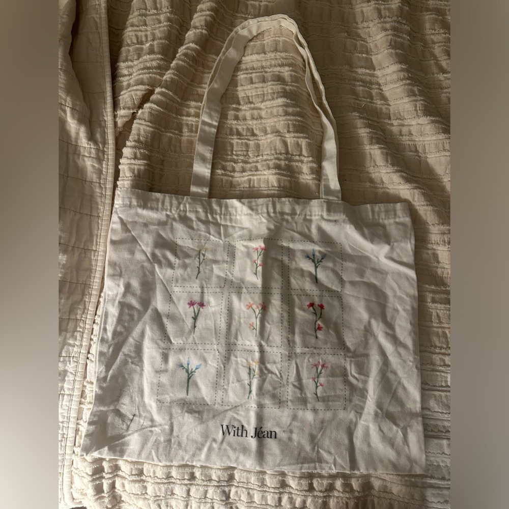 With Jean tote bag + dust bags